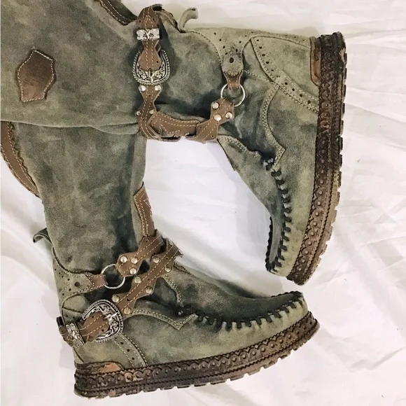 EL VAQUERO LEATHER WEDGE MOCASSIN BOOTS - Picture 6 of 11